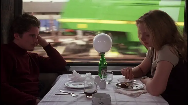 Des films d’amour où ils se rencontrent dans un train