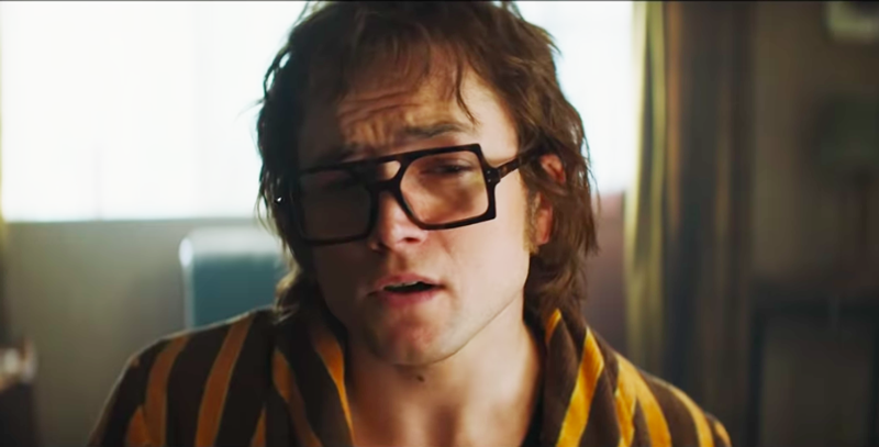 Rocketman le très bon film qui fantasme la vie d’Elton John
