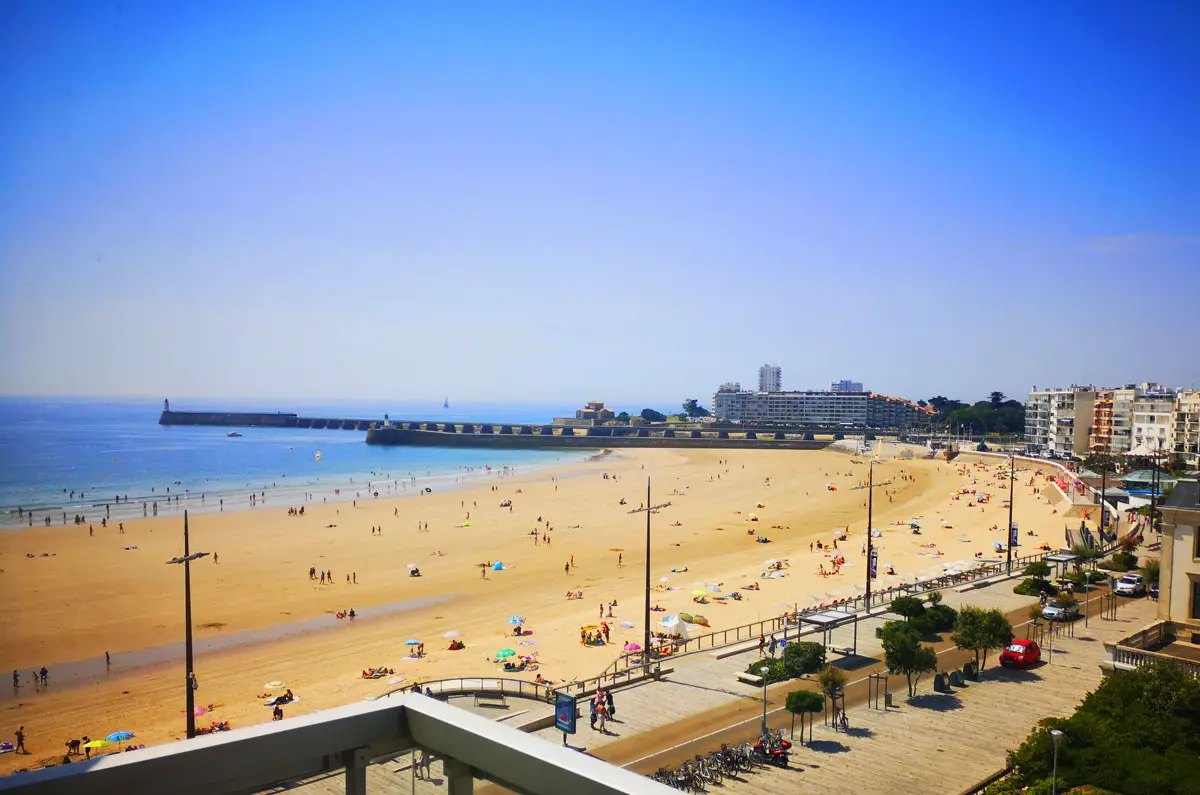 grande plage des sables d'olonne