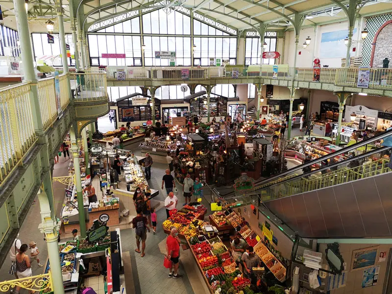 marché couvert des sables d'olonne