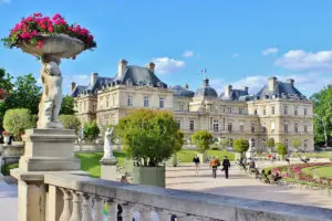 Les 10 lieux en France où vous avez le plus de chance de rencontrer l'amour
